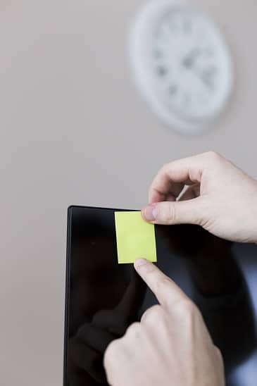 password sticky note